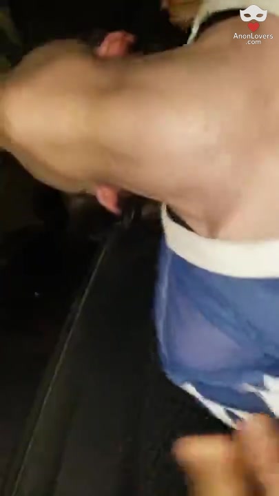 She swallow on deepthroat in the parking at night